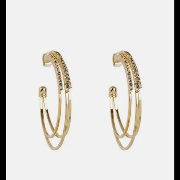 ELEGANT 925 MULTI-LAYER GOLD HOOP EARRINGS - Picture 3 of 3